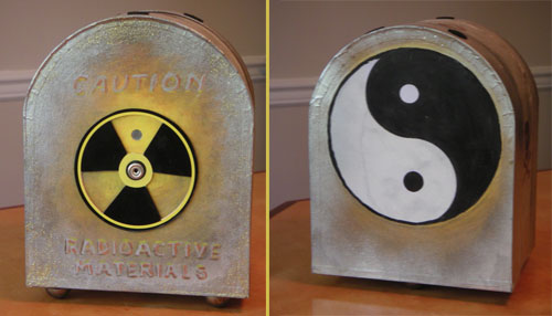 Radioactive pinhole camera (caution)